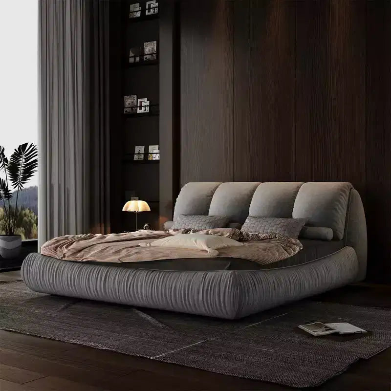 Lit plateforme rembourré de luxe