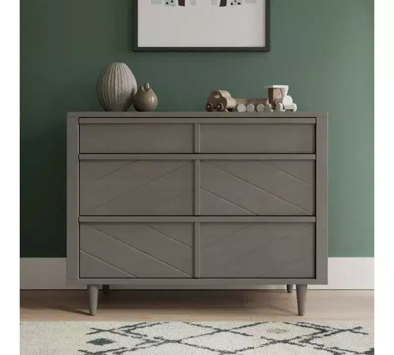 Commode et chiffonnier pour chambre de bébé