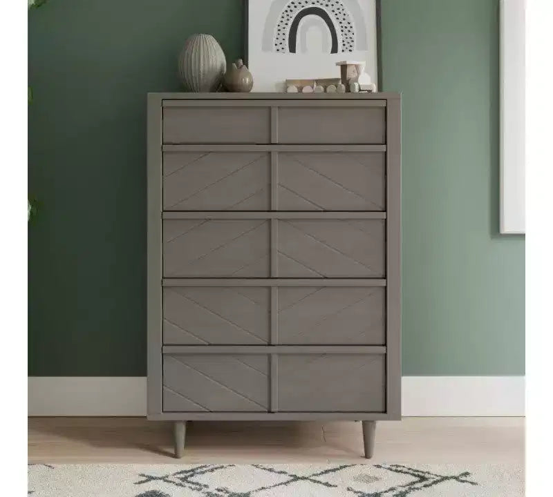 Commode et chiffonnier pour chambre de bébé