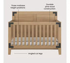 Chambre de bébé Lit et Commode