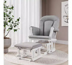 Lit de bébé convertible, commode avec plateau à langer et fauteuil à bascule confortable