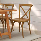 Chaise de bistrot en bois empilable à dossier croisé